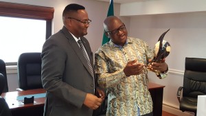 Premier for Gauteng Province, Mr. David Makhura, present a gift to Zambia's High Commissioner to South Africa, His Excellency Mr. Emmanuel Mwamba (l). This was at the Premier's office in Johannesburg on 24th November, 2016